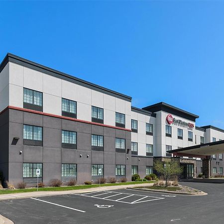 Best Western Plus New Richmond Inn & Suites Екстериор снимка