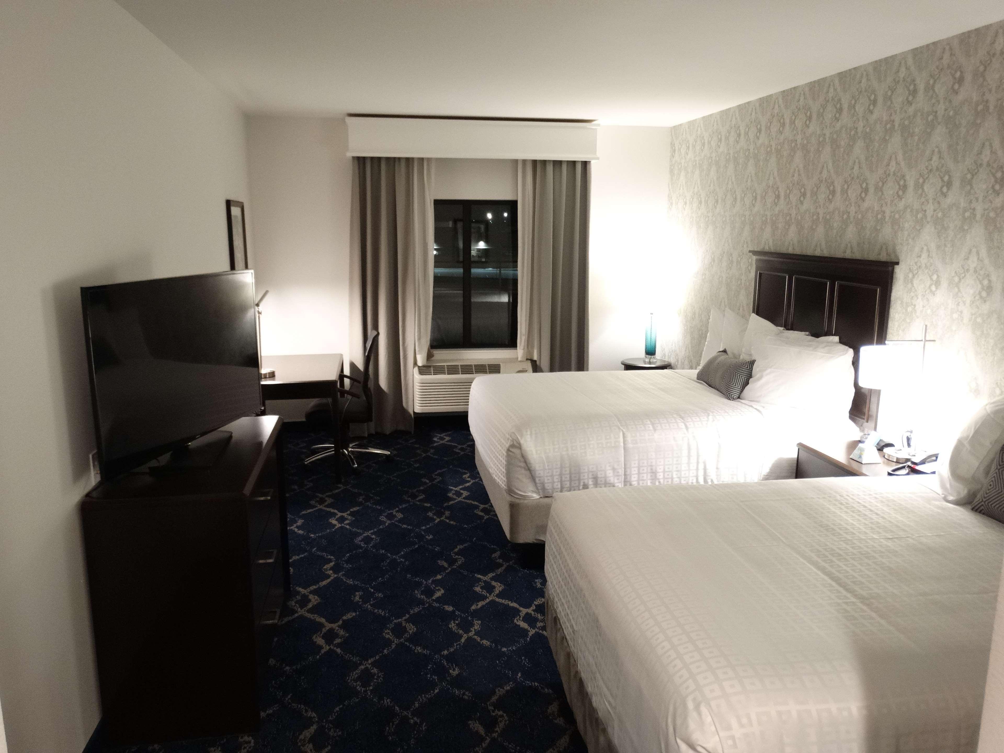 Best Western Plus New Richmond Inn & Suites Екстериор снимка