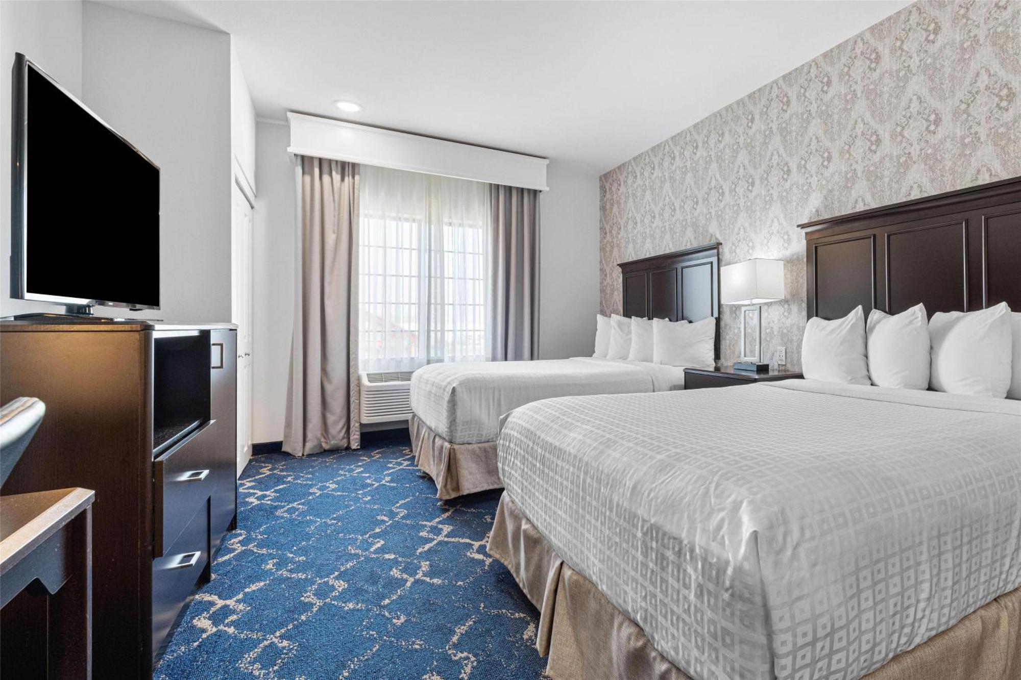 Best Western Plus New Richmond Inn & Suites Екстериор снимка