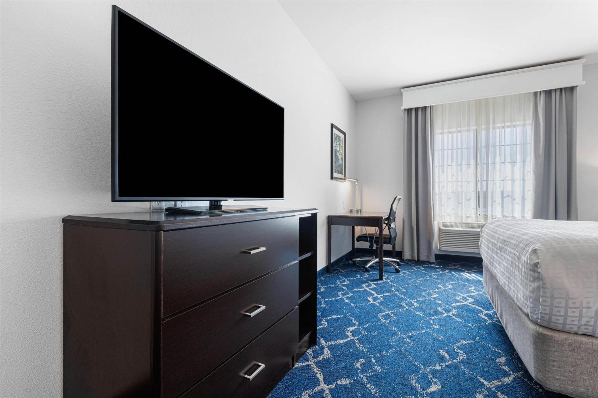 Best Western Plus New Richmond Inn & Suites Екстериор снимка