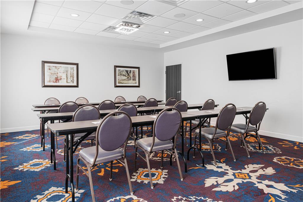 Best Western Plus New Richmond Inn & Suites Съоръжения снимка