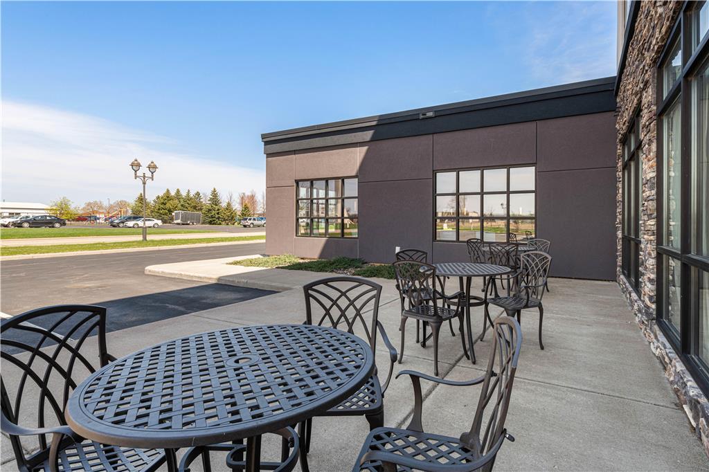 Best Western Plus New Richmond Inn & Suites Екстериор снимка