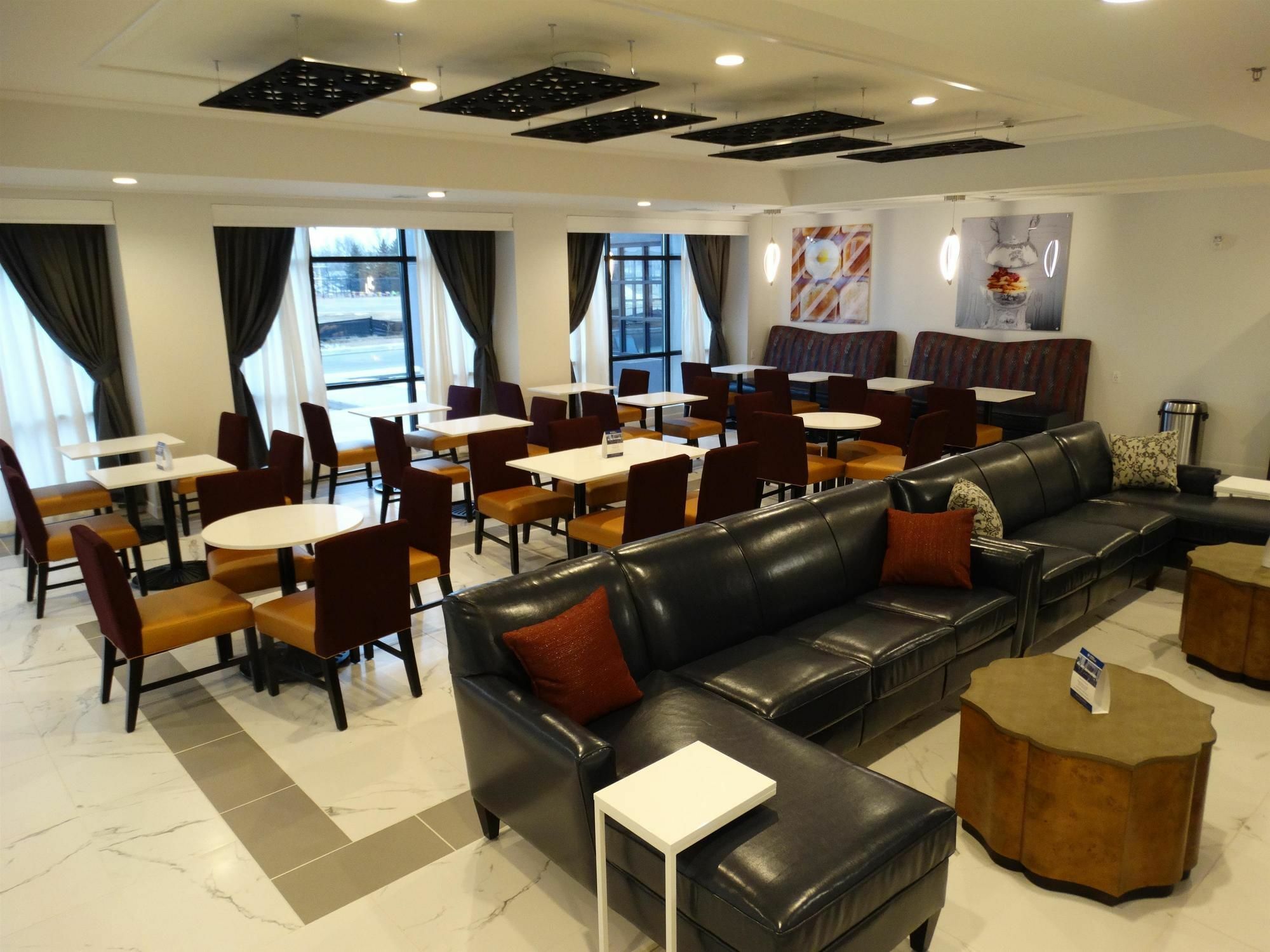 Best Western Plus New Richmond Inn & Suites Екстериор снимка